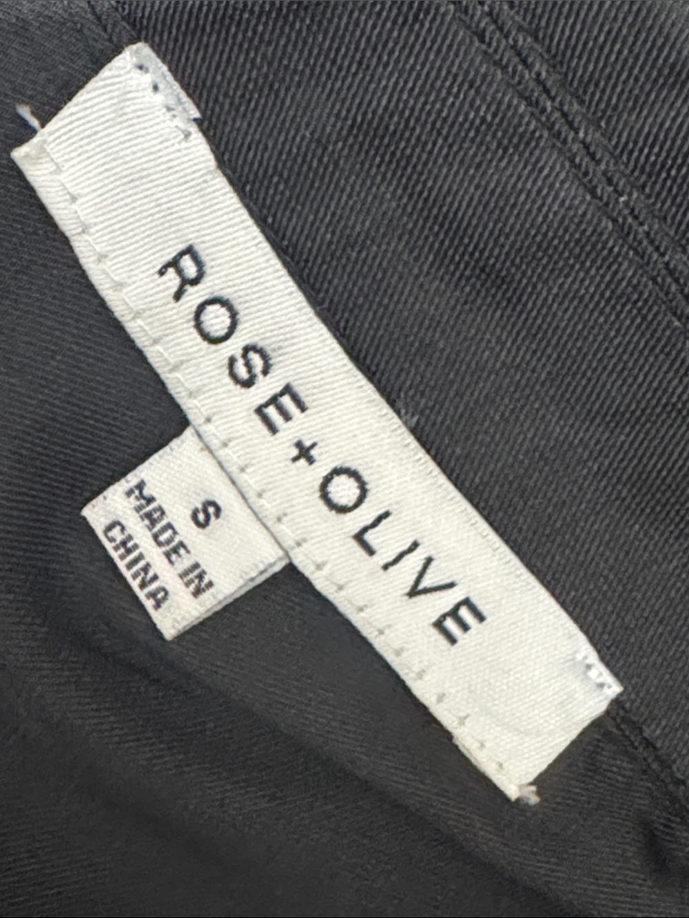 ROSE & OLIVE Short-Sleeve Satin Utility Shirt S 20” p2p Black NWOT - Picture 3 of 10
